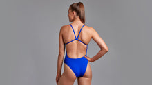 Load image into Gallery viewer, Womens Single Strength One Piece Skipper
