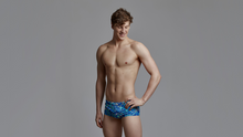 Load image into Gallery viewer, Mens Plain Front Trunks Wings Up
