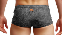 Load image into Gallery viewer, Mens Plain Front Trunks In Grained

