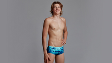 Load image into Gallery viewer, Boys Sidewinder Trunks Shark Bay

