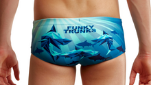 Load image into Gallery viewer, Boys Sidewinder Trunks Shark Bay
