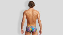 Load image into Gallery viewer, Mens Classic Trunks Prism Break
