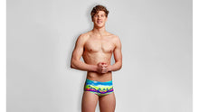 Load image into Gallery viewer, Mens Sidewinder Trunks Perfect Wave
