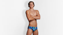 Load image into Gallery viewer, Mens Classic Briefs Gum Nuts
