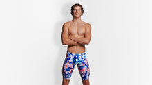 Load image into Gallery viewer, Mens Training Jammers Different Strokes
