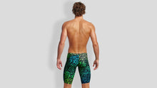 Load image into Gallery viewer, Mens Training Jammers Spraying Alive
