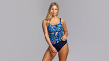 Load image into Gallery viewer, Womens Scoop Neck Tankini Top Gum Nuts

