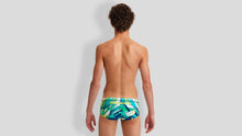 Load image into Gallery viewer, Boys Sidewinder Trunks Big Blanc
