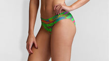 Load image into Gallery viewer, Womens Sports Brief Palm Free
