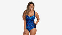 Load image into Gallery viewer, Womens Ruched One Piece Fyto Flares
