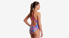 Load image into Gallery viewer, Girls Diamond Back One Piece Wing Tips
