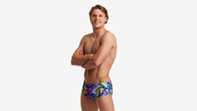 Load image into Gallery viewer, Mens Sidewinder Trunks Kickflip
