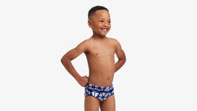 Load image into Gallery viewer, Toddler Boys Printed Trunks Skip Flips
