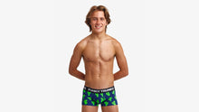 Load image into Gallery viewer, Boys Underwear Trunks Prickly Pete
