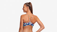 Load image into Gallery viewer, Womens Sports Top Pengoo Parade

