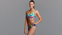 Load image into Gallery viewer, Womens Eco Sports Top Palm Off
