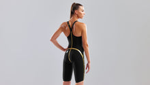 Load image into Gallery viewer, Womens Apex Predator X Locked Back Kneeskin Cracked Gold
