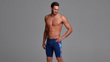 Load image into Gallery viewer, Mens Training Jammers Cray Crayon
