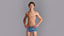 Load image into Gallery viewer, Boys Underwear Trunks Swan Song
