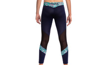 Load image into Gallery viewer, Womens Meshed Up 7/8 Tight A Bit Vane
