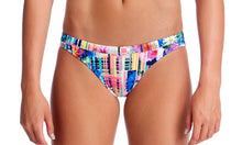 Load image into Gallery viewer, Womens Hipster Brief Alba Wild
