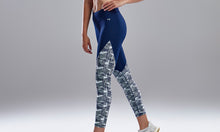 Load image into Gallery viewer, Womens Split Time 7/8 Tight Bar Bell
