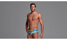 Load image into Gallery viewer, Mens Eco Classic Briefs Beach Bum
