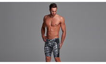 Load image into Gallery viewer, Mens Training Jammers Black Hole
