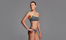 Load image into Gallery viewer, Womens Bibi Banded Brief Black Widow
