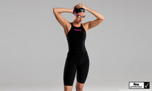Load image into Gallery viewer, Womens Apex Stealth Free Back Kneeskin Black
