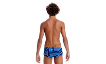 Load image into Gallery viewer, Boys Classic Trunks Chain Male
