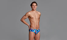 Load image into Gallery viewer, Mens Classic Briefs Check Republic
