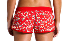 Load image into Gallery viewer, Womens Watershort Daisy Chain
