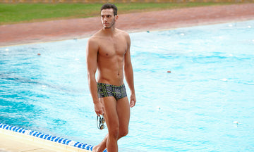 Mens Plain Front Trunks Departure Board