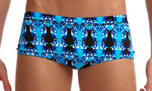 Load image into Gallery viewer, Mens Eco Plain Front Trunks Dive Master
