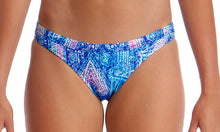 Load image into Gallery viewer, Womens Hipster Brief Dye Tie
