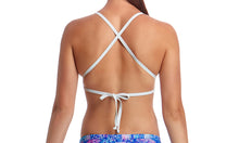Load image into Gallery viewer, Womens Tri Top Dye Tie
