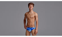 Load image into Gallery viewer, Boys Classic Briefs Fast Glass
