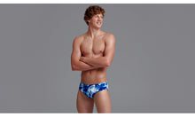Load image into Gallery viewer, Mens Classic Briefs Fast Glass
