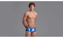 Load image into Gallery viewer, Mens Classic Trunks Fast Glass
