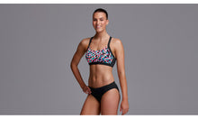 Load image into Gallery viewer, Womens Hold Steady Crop Top Live Streamer
