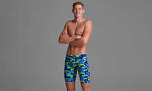 Load image into Gallery viewer, Mens Training Jammers Magnum Pi
