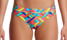 Load image into Gallery viewer, Womens Sports Brief Panel Pop
