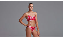 Load image into Gallery viewer, Womens Sports Brief Pink Pane
