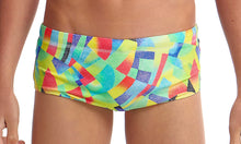 Load image into Gallery viewer, Boys Classic Trunks Point Break
