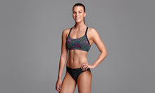 Load image into Gallery viewer, Womens Hold Steady Crop Top Poison Pop
