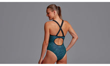 Load image into Gallery viewer, Womens Eclipse One Piece Ripples
