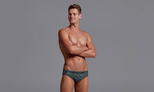 Load image into Gallery viewer, Mens Classic Briefs Rubber Bubber
