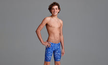 Load image into Gallery viewer, Boys Training Jammers Sky City
