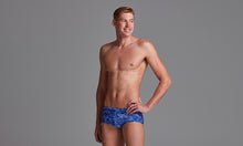 Load image into Gallery viewer, Mens Plain Front Trunks Sky City
